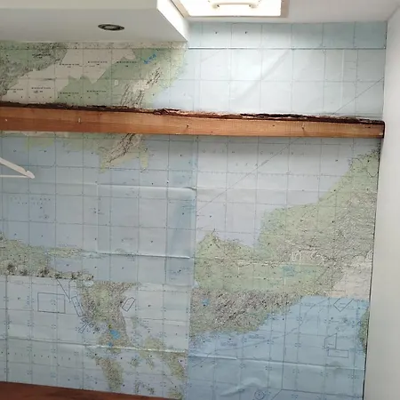 Heller Wohnwagen Auf Tierschutz Landhof Inmitten Der Camping Selmsdorf